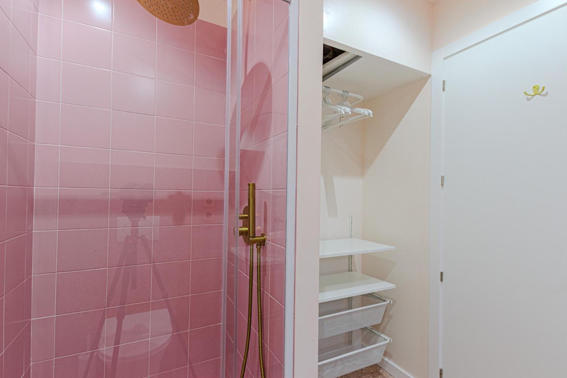 Glamorous Pink Studio In City Center 阿利坎特 外观 照片