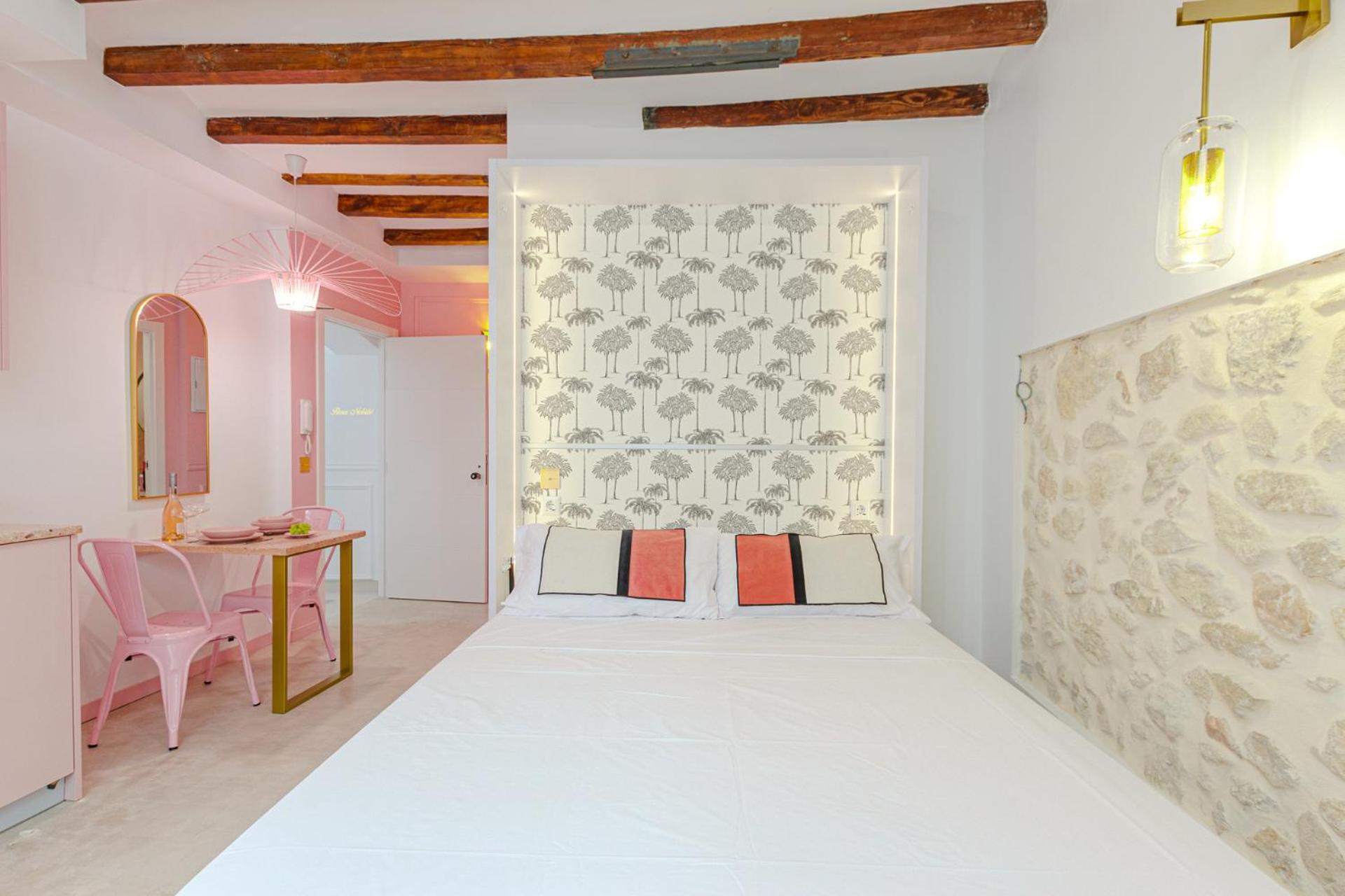 Glamorous Pink Studio In City Center 阿利坎特 外观 照片